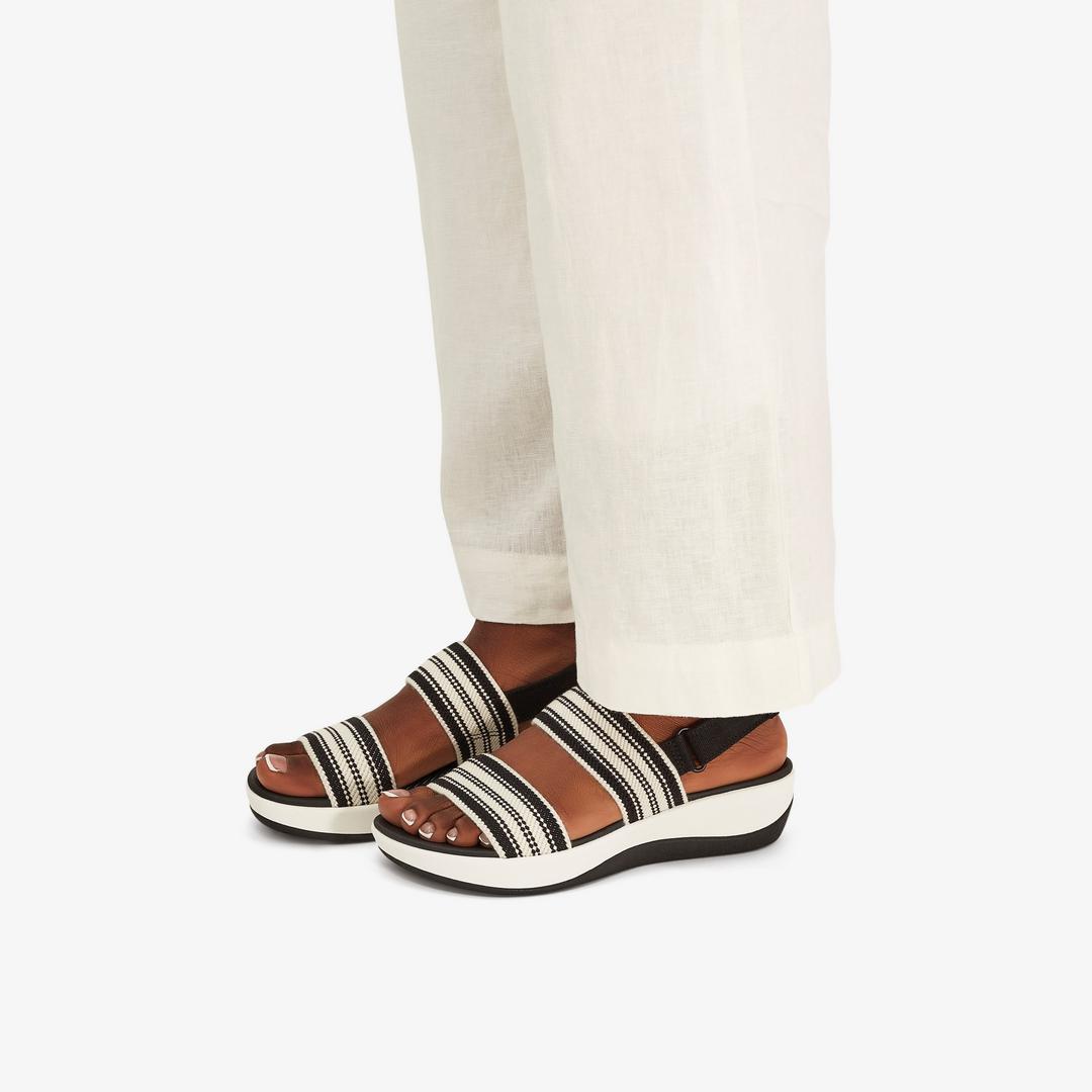 Women's Arla Stroll Black Multicolour Cloudsteppers? Sandals - Image 2