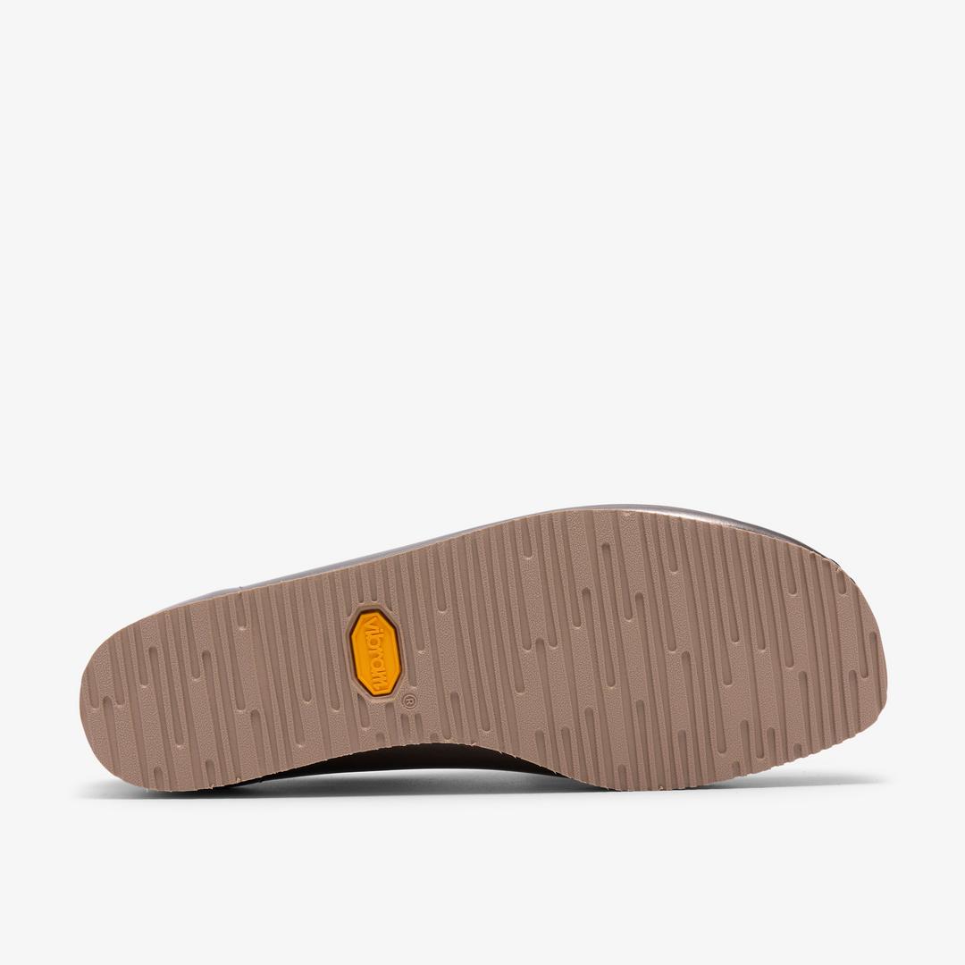 Womens Wallabee 2604 Silver Patent Wallabees - Image 4