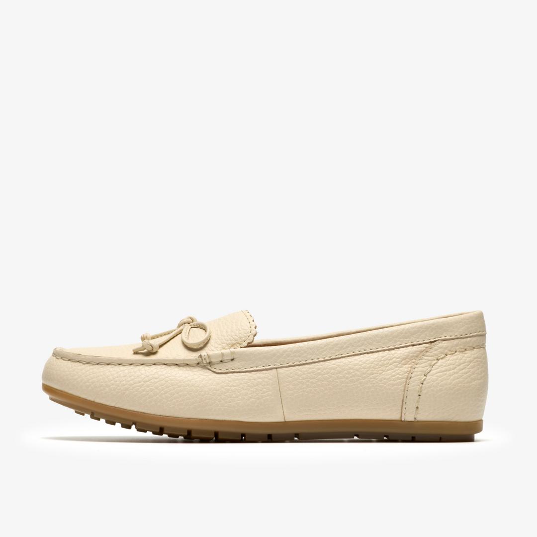 Womens Elliotte Sail Cream Leather Moccasins - Image 5