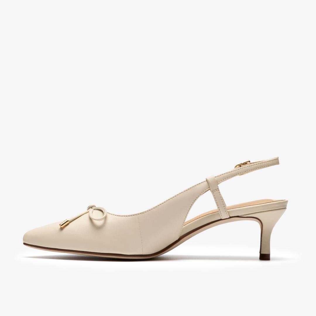 Womens Zarey Bow Cream Leather Pumps - Image 3