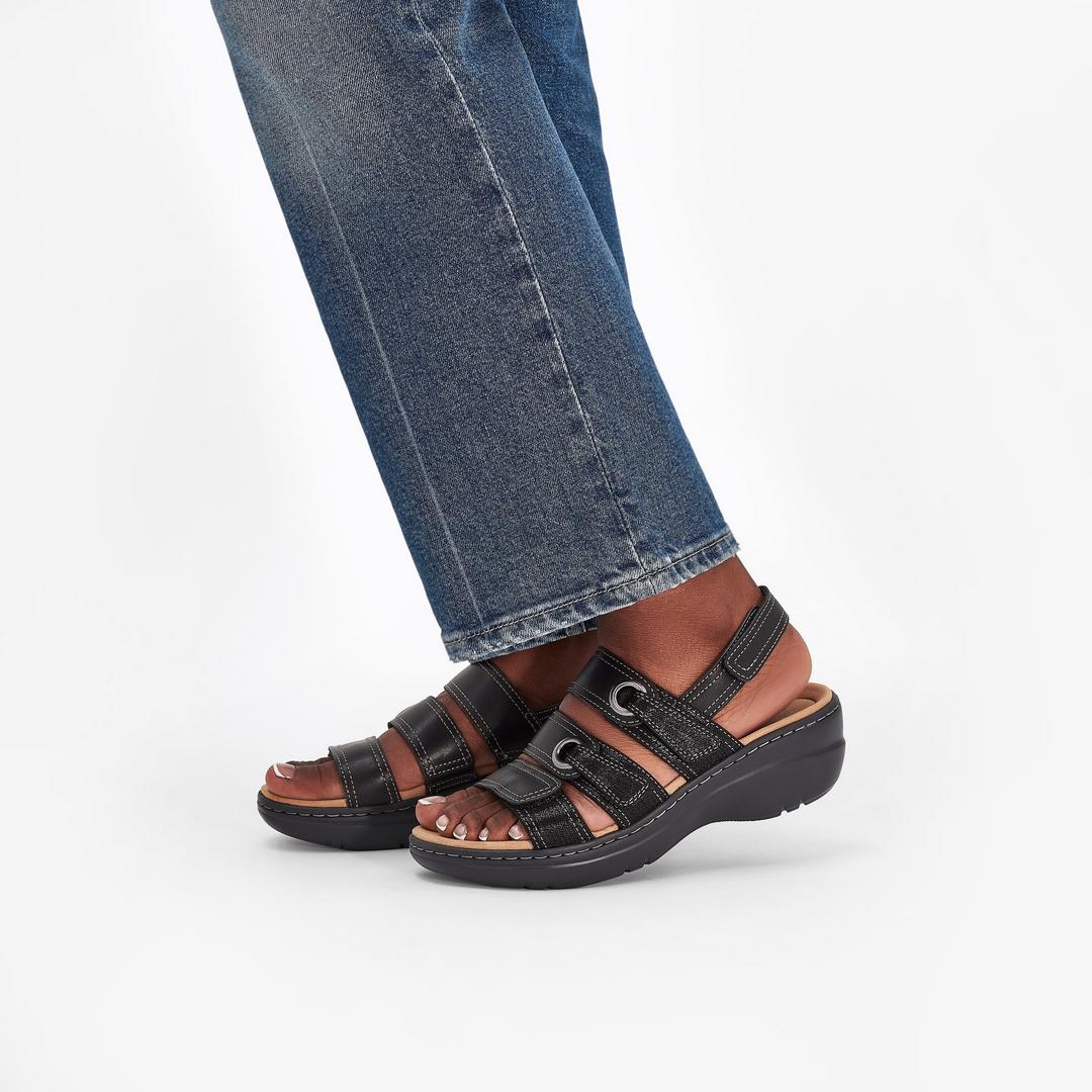 Women's Merliah2 Bali Black Wedges - Image 3