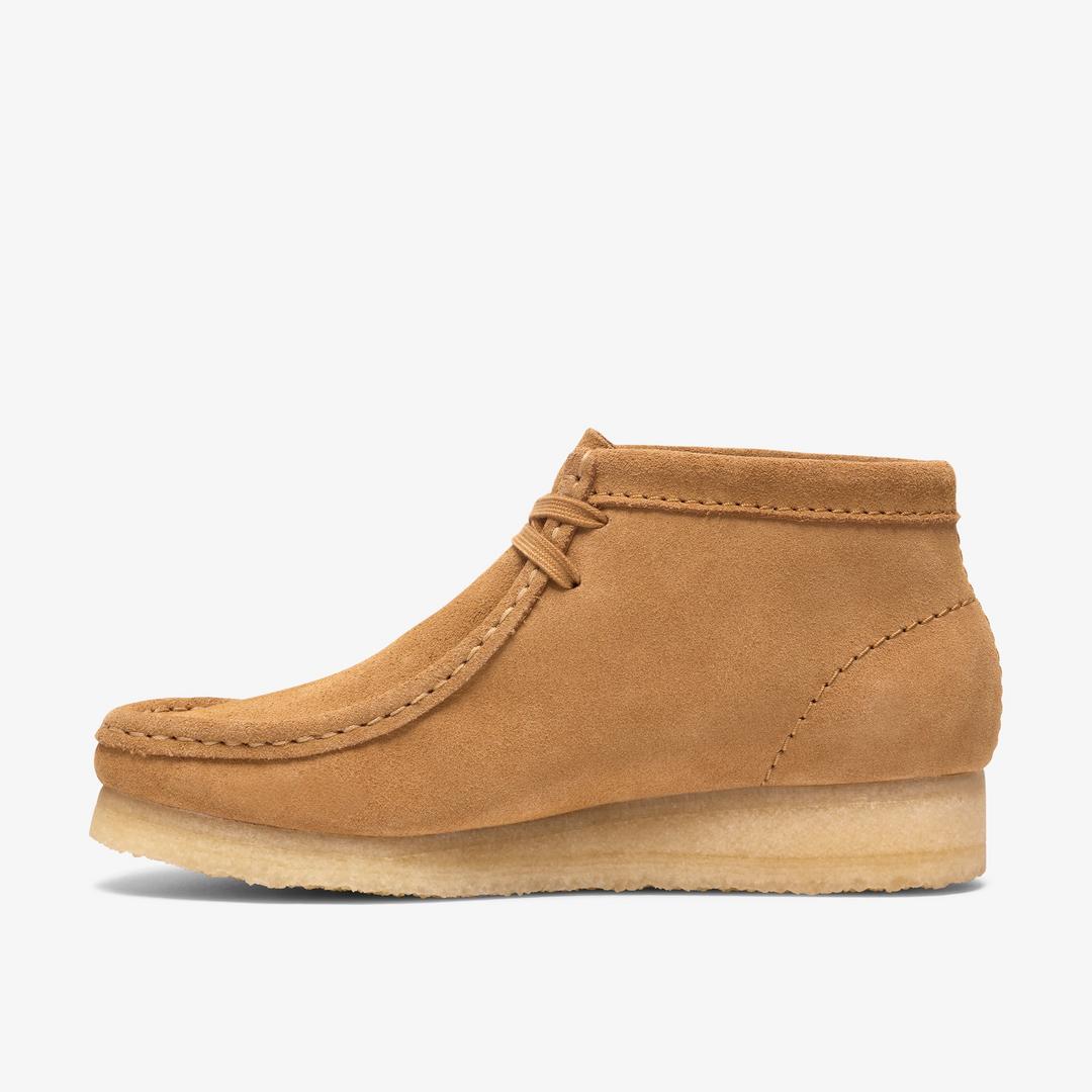 Womens Wallabee Boot Tan Suede - Image 2