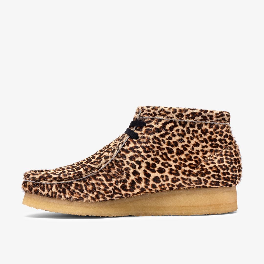 Womens Wallabee Boot Leopard Print - Image 3