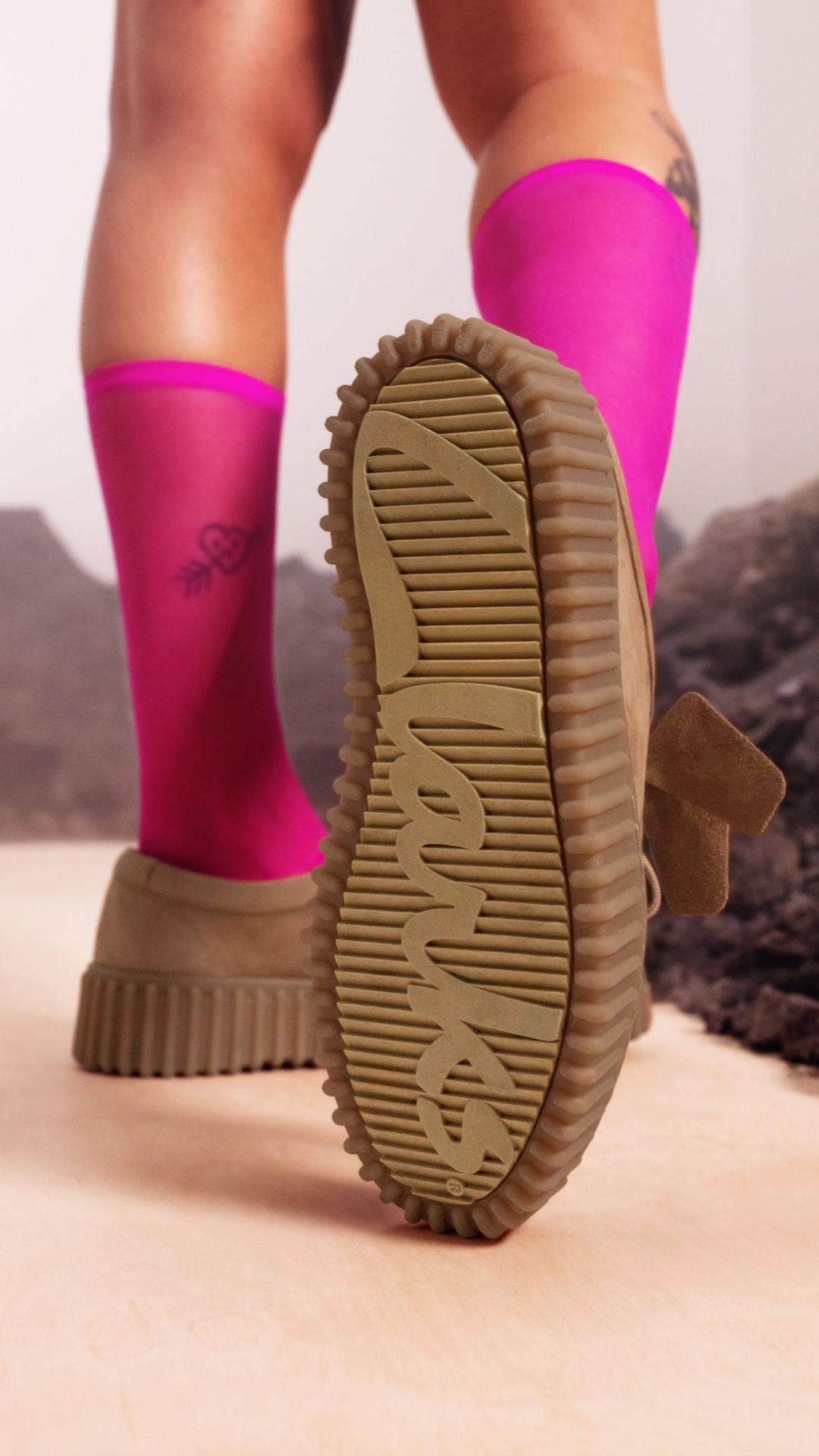 WOMENS Torhill Bee Light Tan Nubuck Moccasins US - Image 9