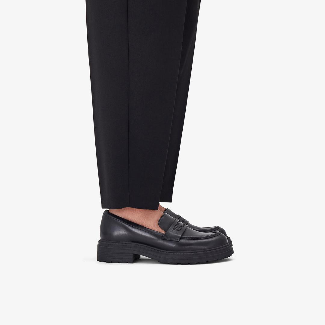 WOMENS Orinoco3 Edge Black Leather Loafers US - Image 2