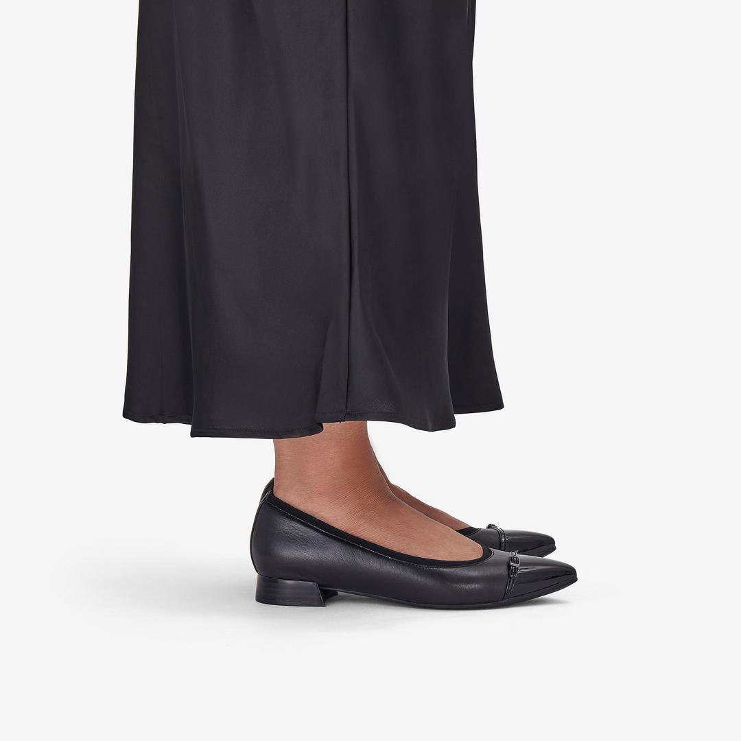 Womens Natalyn Dk Black Leather Slip-Ons - Image 2