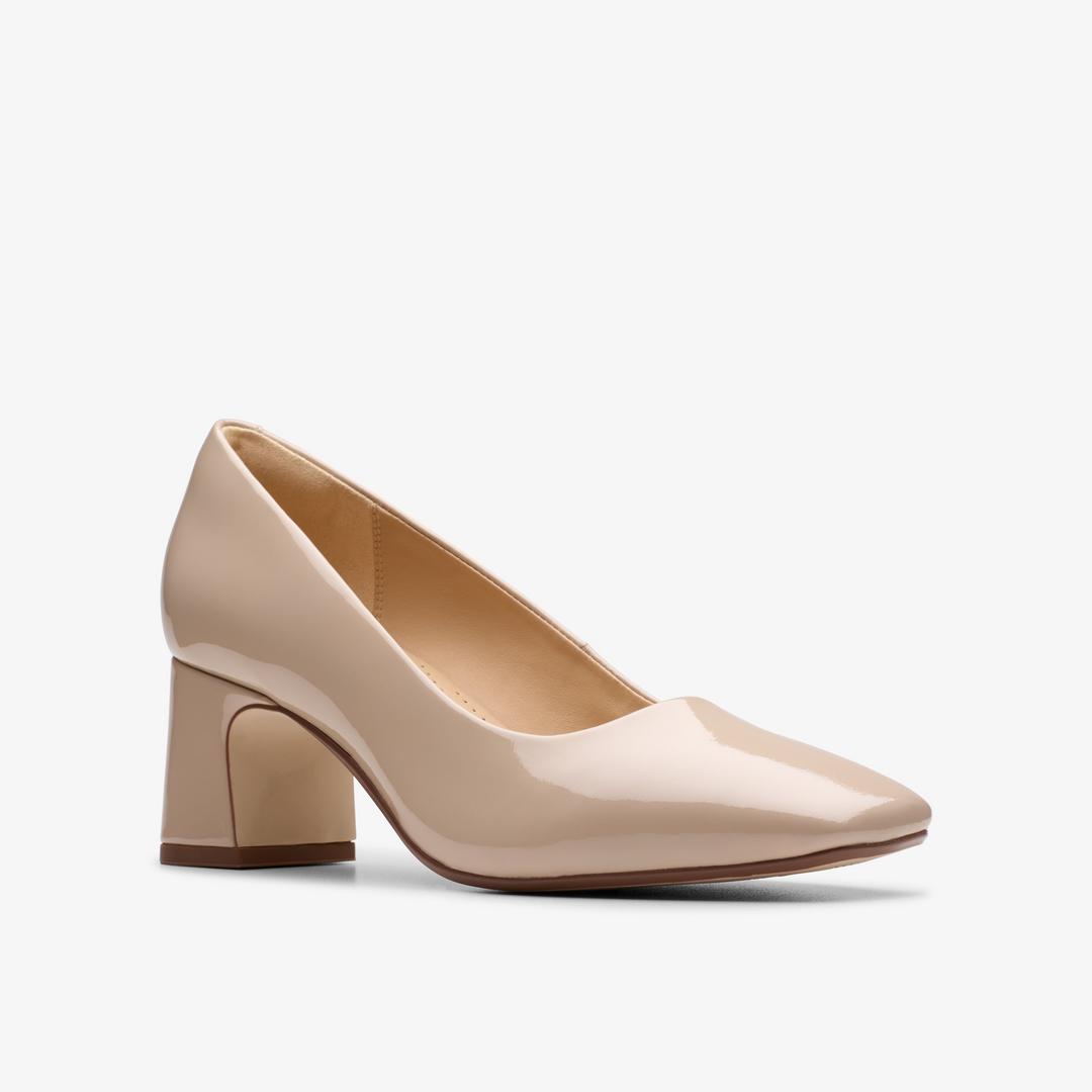 WOMENS Fernie Court Sand Patent Court Shoes US - Image 4