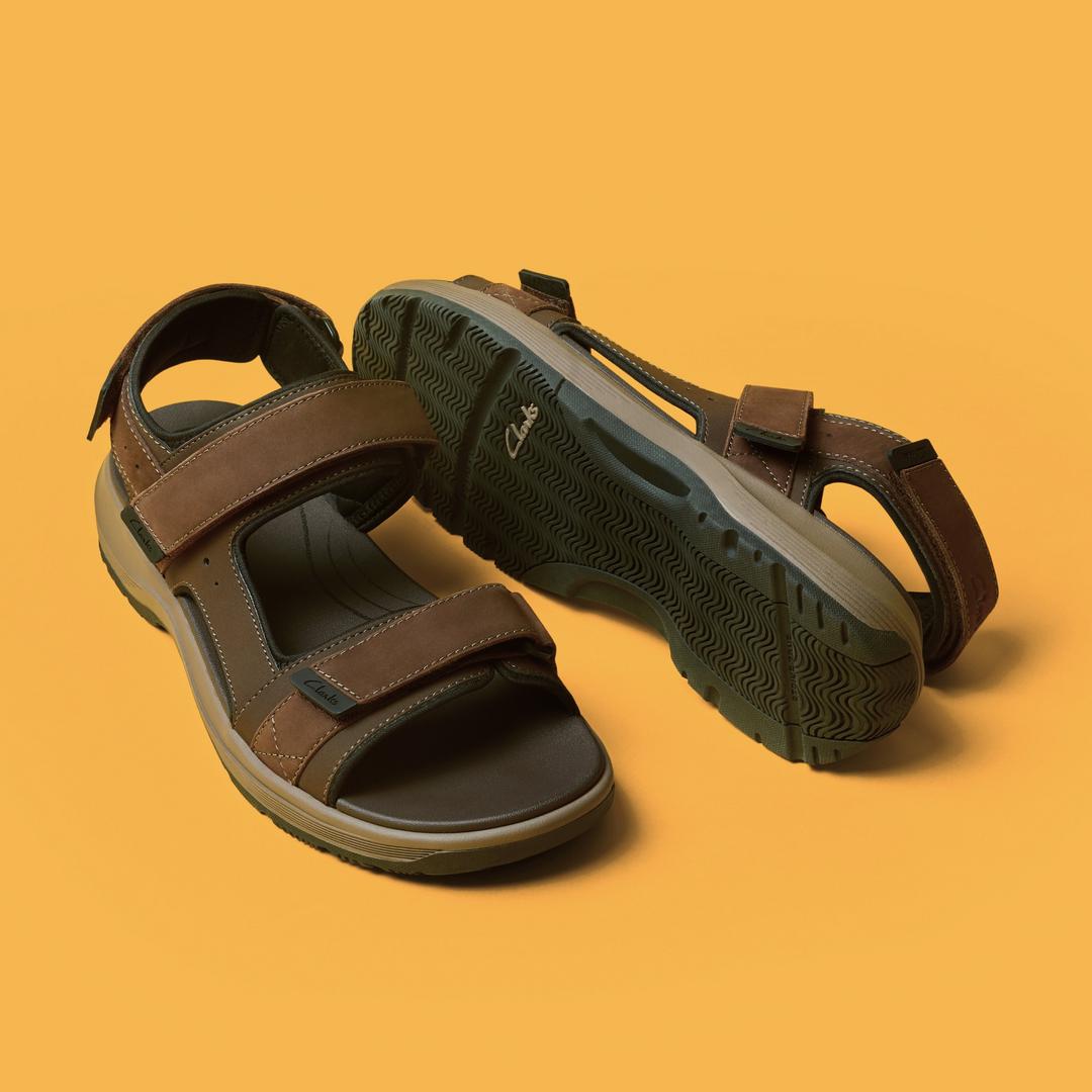 Mens Guideview Trek Beeswax Leather Sandals - Image 3