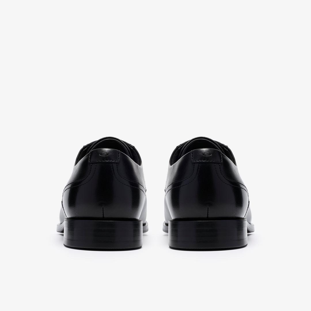 Mens Bowburn Cap Black Leather Brogues - Image 5