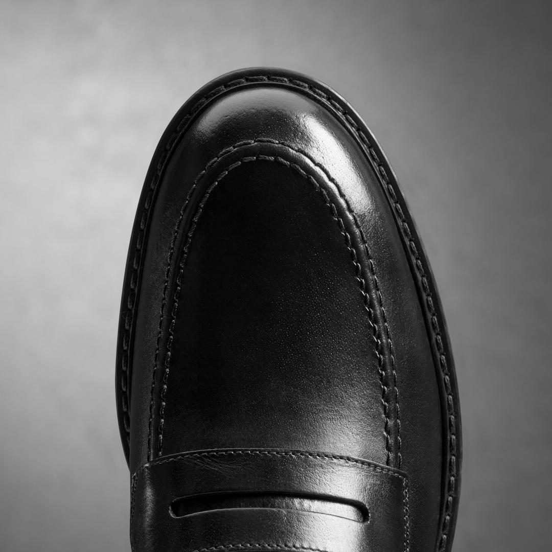 Mens Aldwin Step Black Leather Loafer Shoes - Image 3